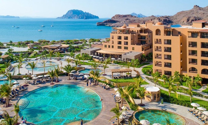 Loreto House | Elite VIP Penthouse 2 BR 3Bath Ocean Front 2696 sq. ft. sleeps 6 VDP Loreto