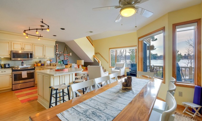Elk Rapids Condo | Elk Rapids Condo w/Balcony Overlooking Elk Lake!