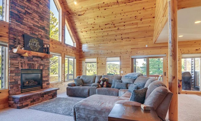 Long Valley Junction Cabin | Elkridge Cabin Trailer Parking And Dog Run