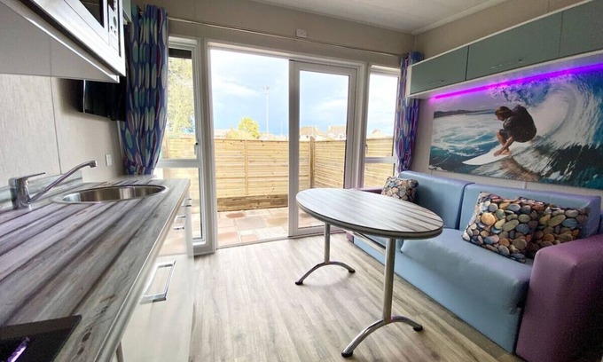 Knott End-on-Sea House | Elletson Park Caravan 1 - Studio family camping/bbq