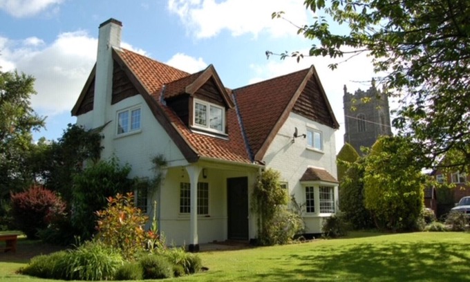 Walberswick House | Elm Gables - Three Bedroom House, Sleeps 6