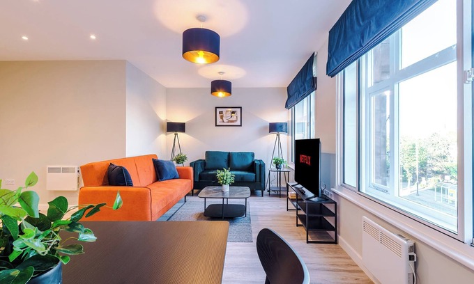 Southport Apartment | Elysée Suites - Stunning 2 Bed Flat in Southport