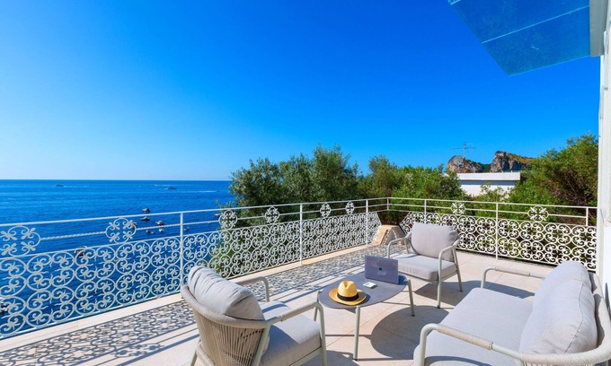 Massa Lubrense Villa | Elysian Villa
