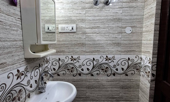 Vasant Vihar Villa | Embassy District 2BHK - Vasant Vihar, Royal Suite