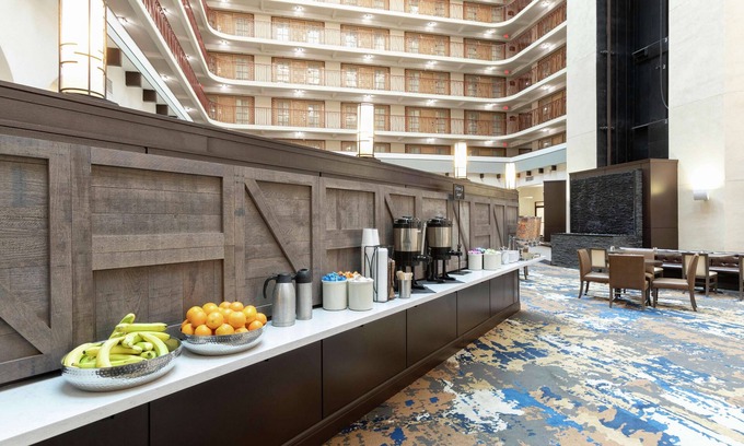 Tulsa Hotel | Embassy Suites by Hilton Tulsa I-44