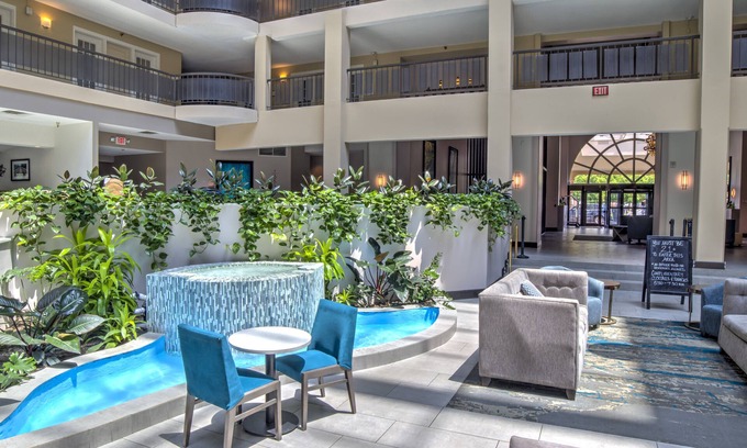 Indianapolis Hotel | Embassy Suites by Hilton Indianapolis North