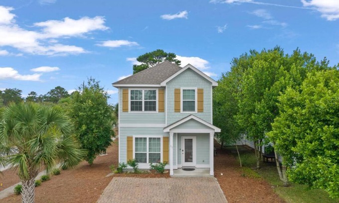 West Panama City Beach House | Emerald Beach Cottage, Walk to the Beach!