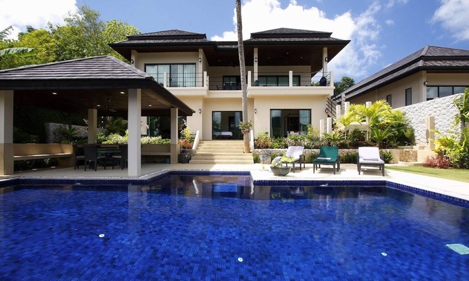 Rawai Villa | Emerald Villa: 7 Bedroom, Private Pool Villa, Near Beach
