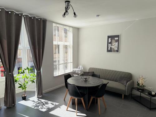 Ypres House | EMM Guesthouse