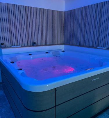 Paizay-le-Chapt Apartment | En amoureux