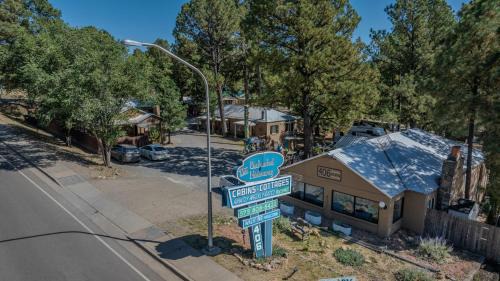 Ruidoso Ski Chalet | Enchanted Hideaway Cabins and Cottages