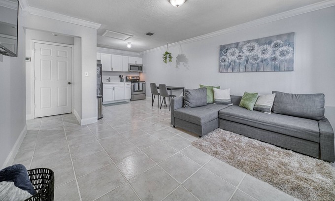 West Little River Villa | Enchanting 1/1 in the heart of Miami.