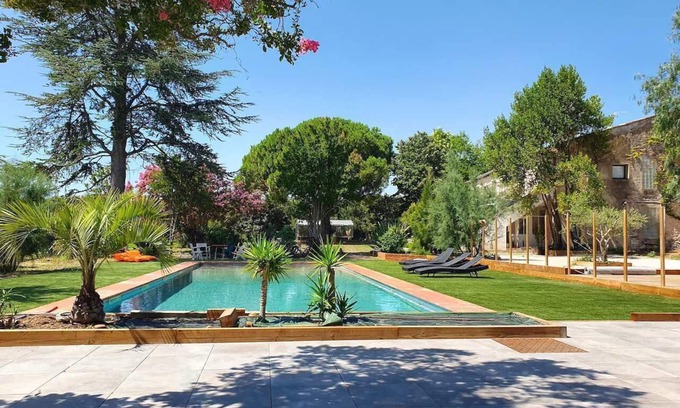 Mauguio Other | Enchanting interlude, mas de caractère, large swimming pool, landscaped grounds