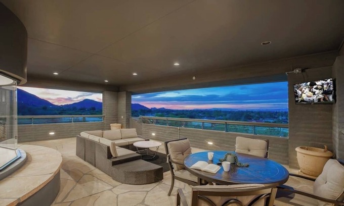 Turquoise Hills House | Endless Views Summary