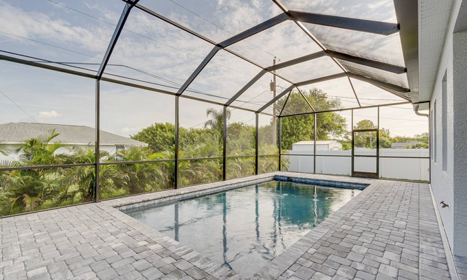 Englewood East House | Englewood Escape Near Beaches w/Private Lanai!