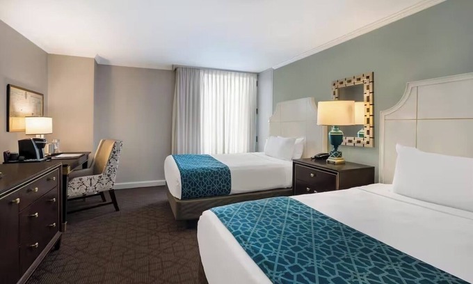 French Quarter Resort | Enjoy a Hassle-Free and Suiting Stay! 4 Family-Friendly Units, Pets are Welcome!