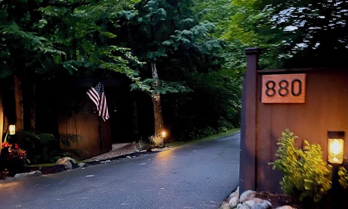 Embden House | Enjoy a Maine lake PRIVATE Waterfront Rustic Luxury