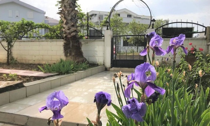 Side Apartment | Enjoy a peaceful central location. close to everything, truly home from home
