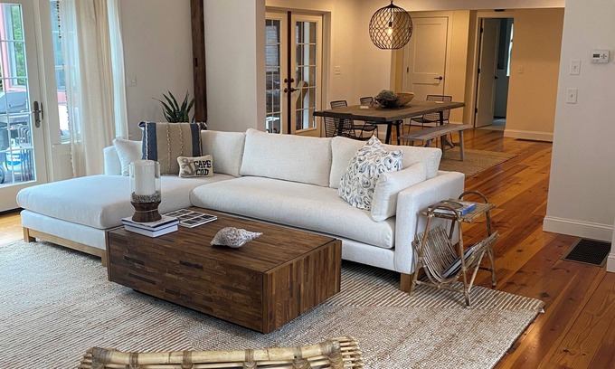 South Chatham House | Enjoy a relaxing retreat. Easy access: Beaches, Bike Path, & Great restaurants.