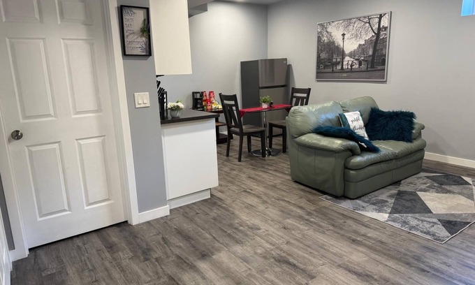 Winnipeg House | Enjoy Home with Tranquility!