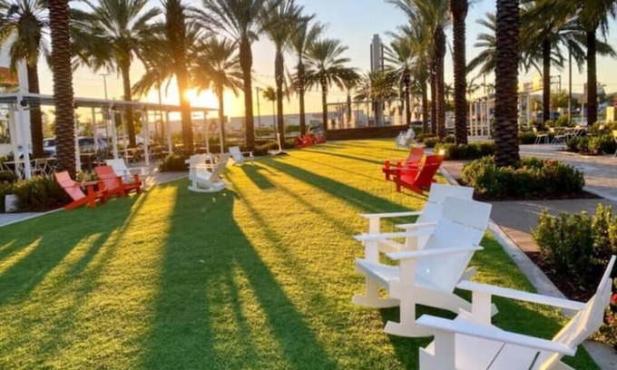 Hallandale Beach House | Enjoy our brand new home close to Hollywood in Hallandale Beach!
