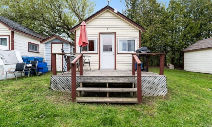 Otonabee-South Monaghan Cabin | Enjoy, Relax at Rice Lakes!
