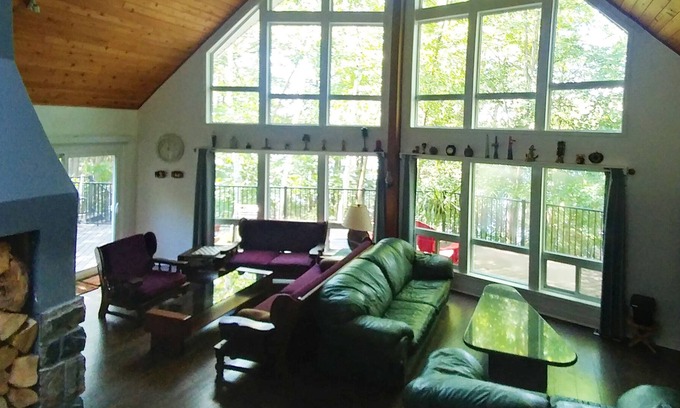 Rosseau Cottage | Enjoy summers on the dock at Sucker Lake Cottage!