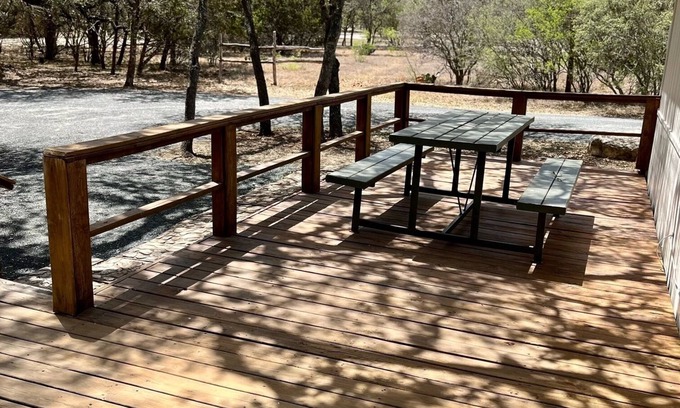 Rio Frio House | Enjoy the stars and seclusion at Hidden Creek Cabin
