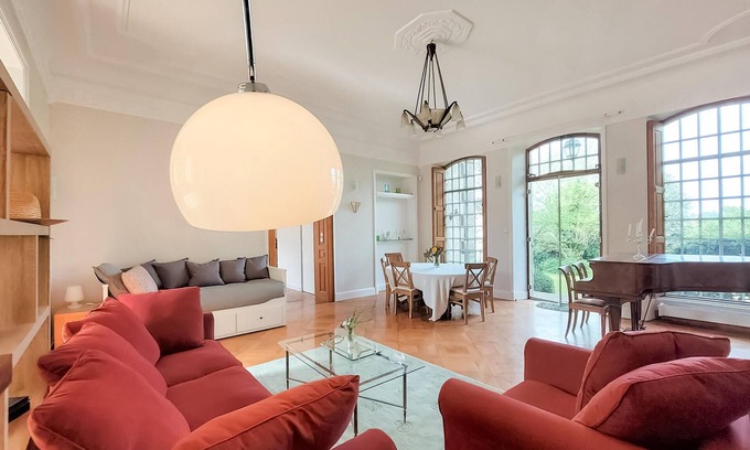 Sand House | Enjoy the tranquility of vacationing in this special vacation home.