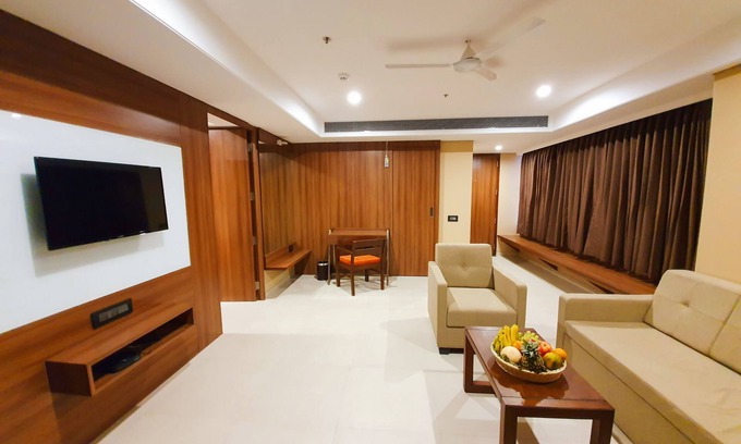 Hinjawadi Hotel | Enrise By Sayaji Pune