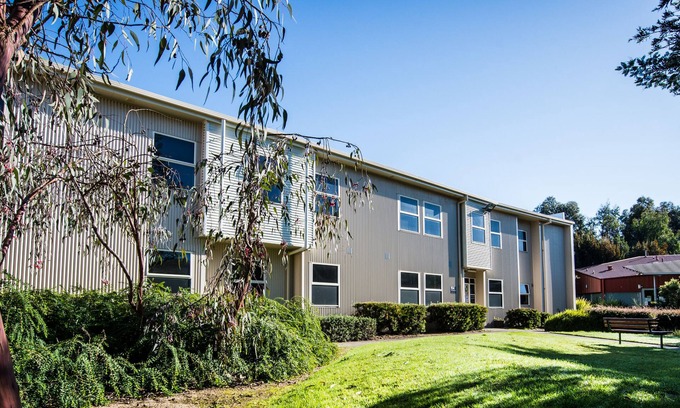 Berwick Apartment | Ensuite apartment in Berwick location