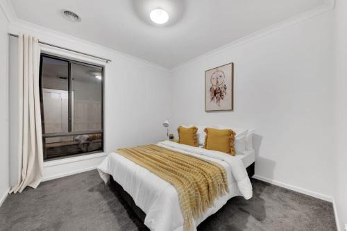 Truganina House | Ensuite Room truganina 20 min CBD Airport