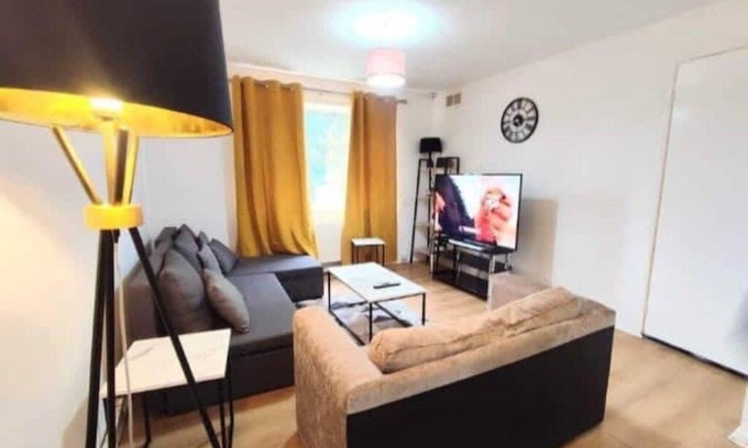 North Shields House | Entire 2 bed home, North Shields, FREE parking