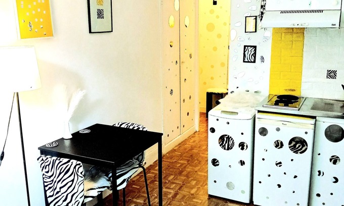 Neuilly-sur-Seine Apartment | Entire Apartment in Neuilly-sur-Seine