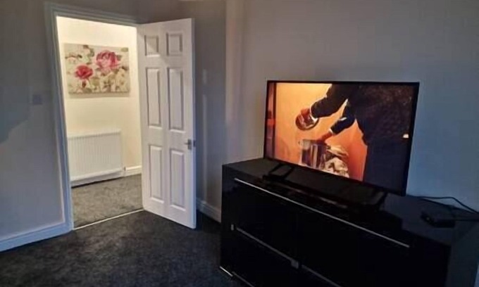 Darlington Apartment | Entire Apartment Levy Nook 4
