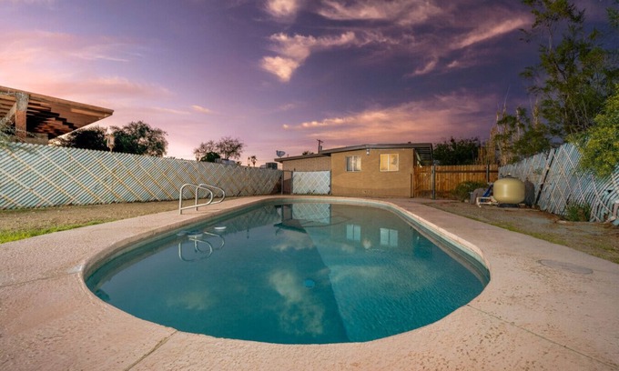 Tucson Apartment | Entire Duplex/Cozy/Central/4 BR 2 BA/Fenced