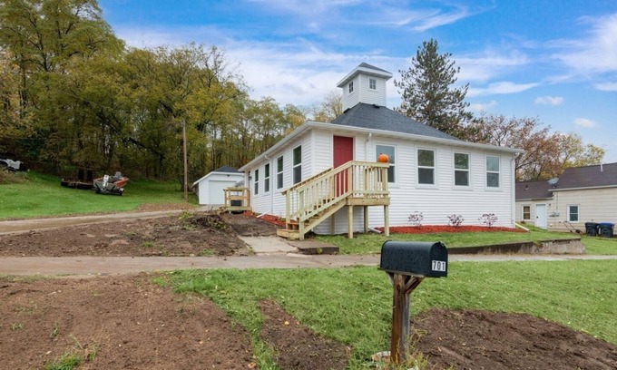Wauksaukee House | Entire Home "Schoolhouse" in Wausaukee
