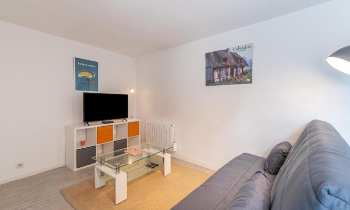 Bieville-Beuville Apartment | Entre Caen et la mer-Wifi Netflix parking gratuit Pas besoin de passe sanitaire