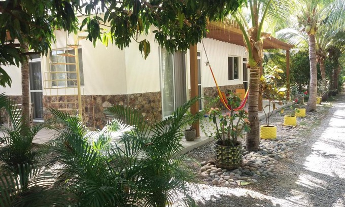Acapulco House | Entre Dos Aguas