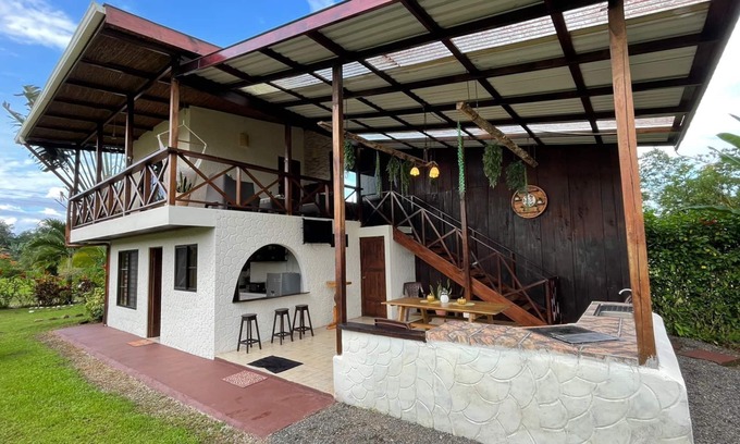 La Fortuna Cabin | Equipped and cozy place! Perfect to relax and rest! (Lugar equipado y acogedor)