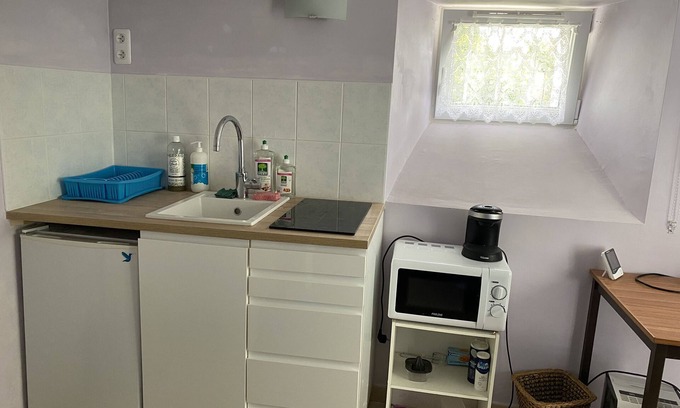 Chaville Apartment | Equipped Studio Near Versailles and Paris