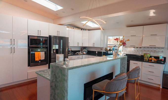 Corte Madera House | Eria events and stay on Paradise, premier modern waterfront retreat