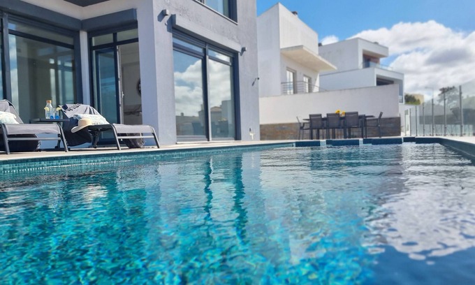 Mafra Villa | Ericeira Oceans View Villa
