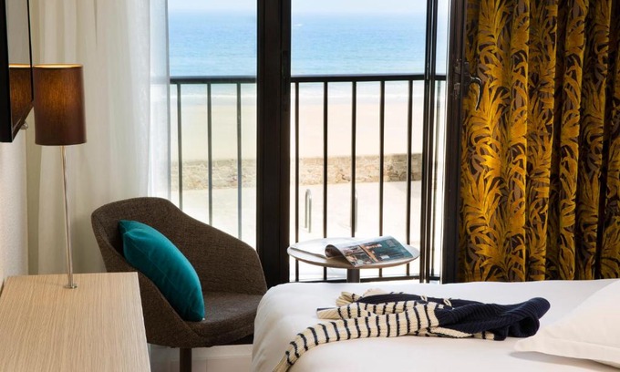 Courtoisville-Sillon-Moka Hotel | Escale Oceania Saint Malo