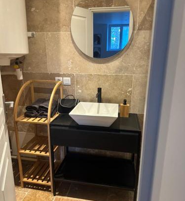 Evreux Apartment | Escapade Chic