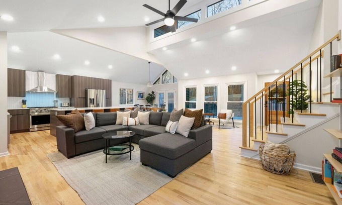 Woodstock House | Escape to Forest Lake Retreat on Lake Allatoona near Lake Point Sports Complex