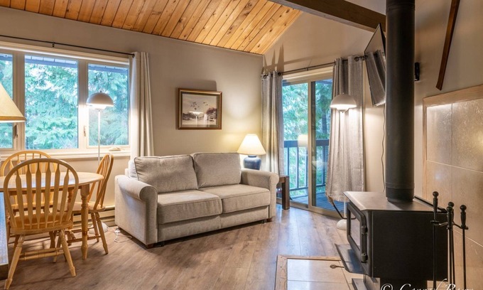 Whitefish Condo | Escape to Ptarmigan Village 44