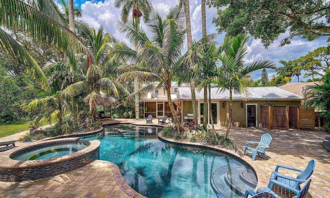 River District House | Escape to Villa Manteago: Resort-Style Estate with Pool, Spa, and Game Room, Minutes from Bradenton!