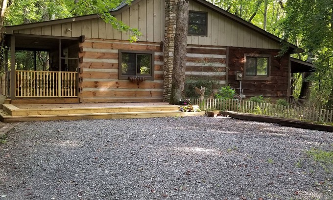 Mills River Cabin | Escape to Western North Carolina, secluded, but close to everything!