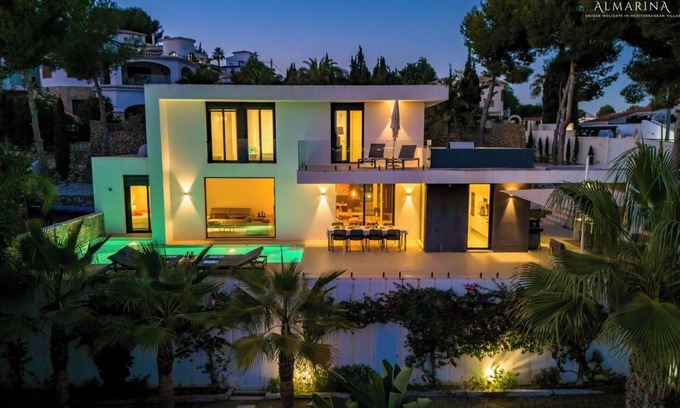 La Sabatera Villa | Esmeralda - By Almarina Villas